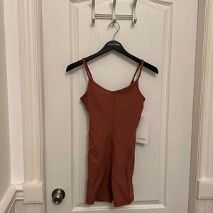 NWT Lululemon Robbed Contoured Unitard 6”L
Size 2
SCHI